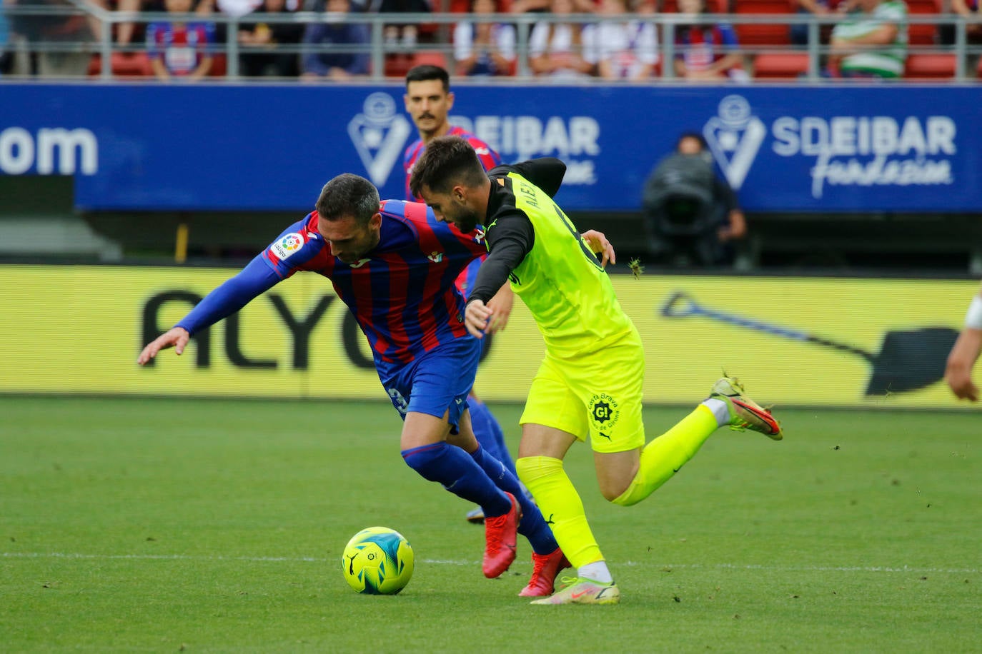 Fotos: Las mejores imágenes del Eibar-Girona