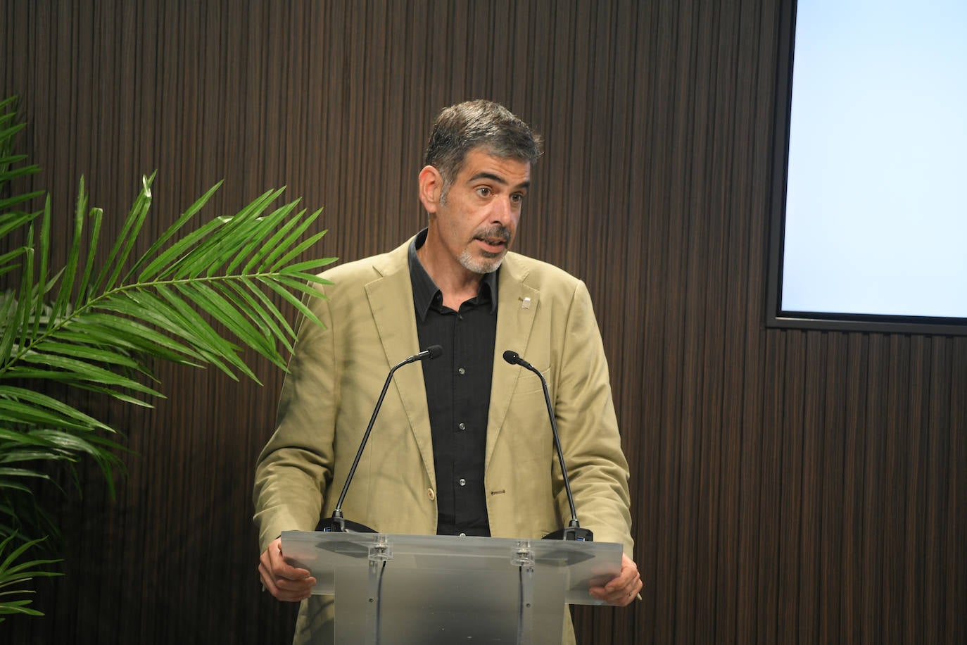 Fotos: La Federación Mercantil pide las instituciones «remar con el comercio en la misma dirección»