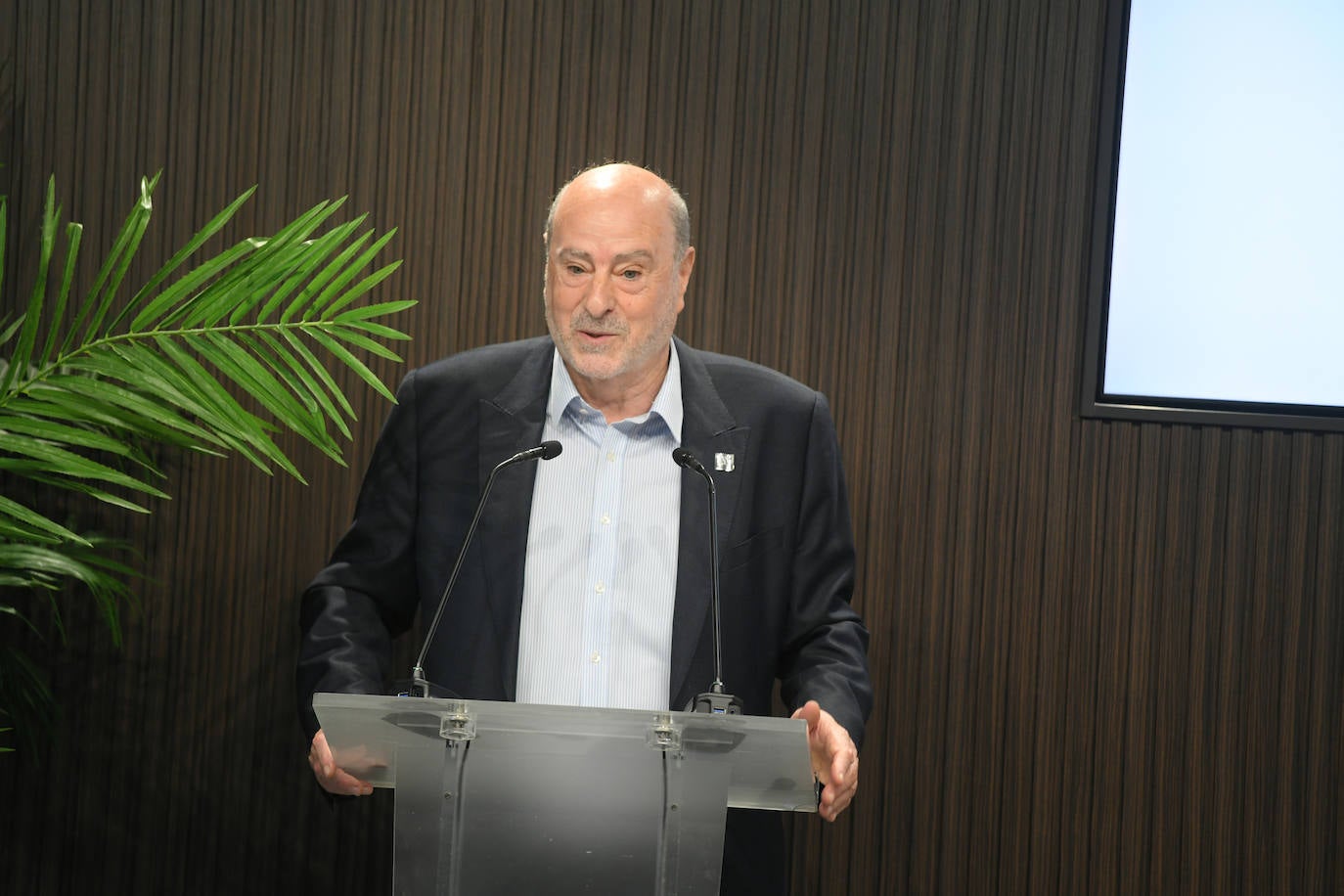 Fotos: La Federación Mercantil pide las instituciones «remar con el comercio en la misma dirección»