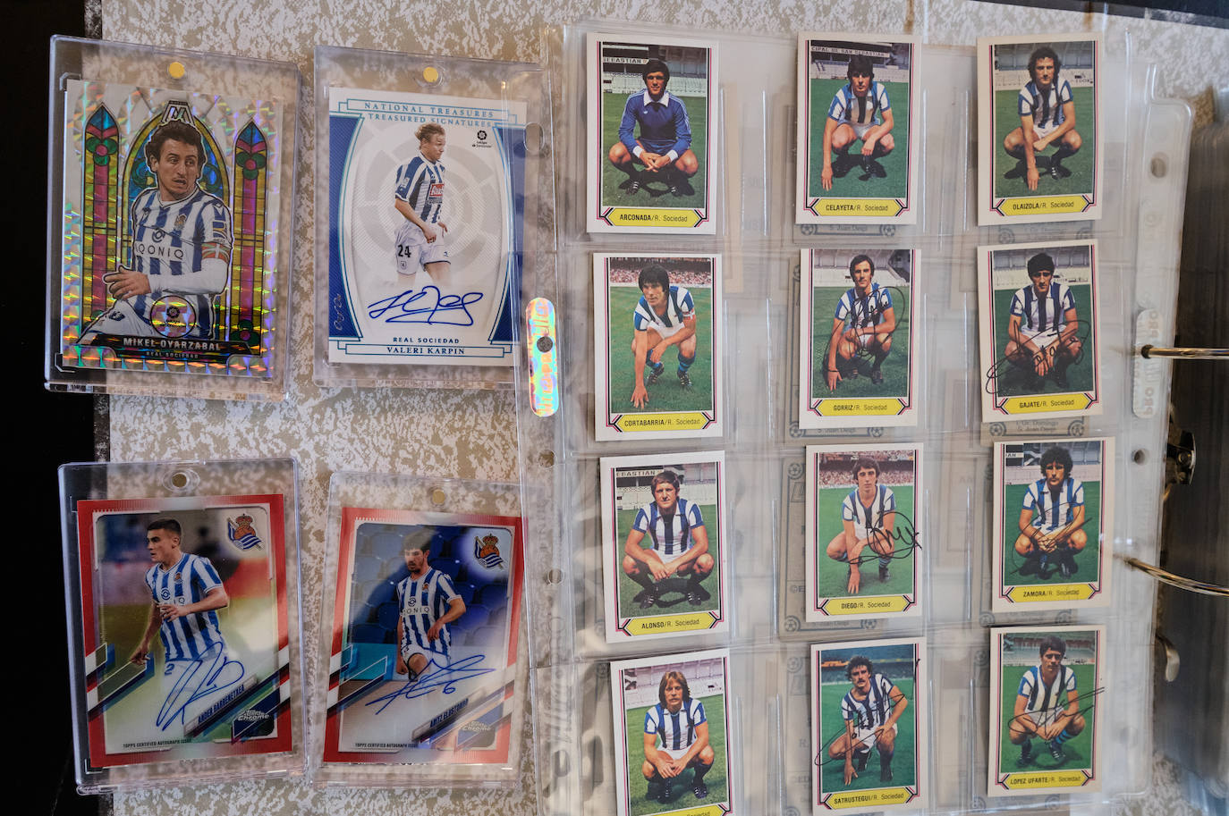 Fotos: 6.000 cromos para revivir la historia de la Real Sociedad