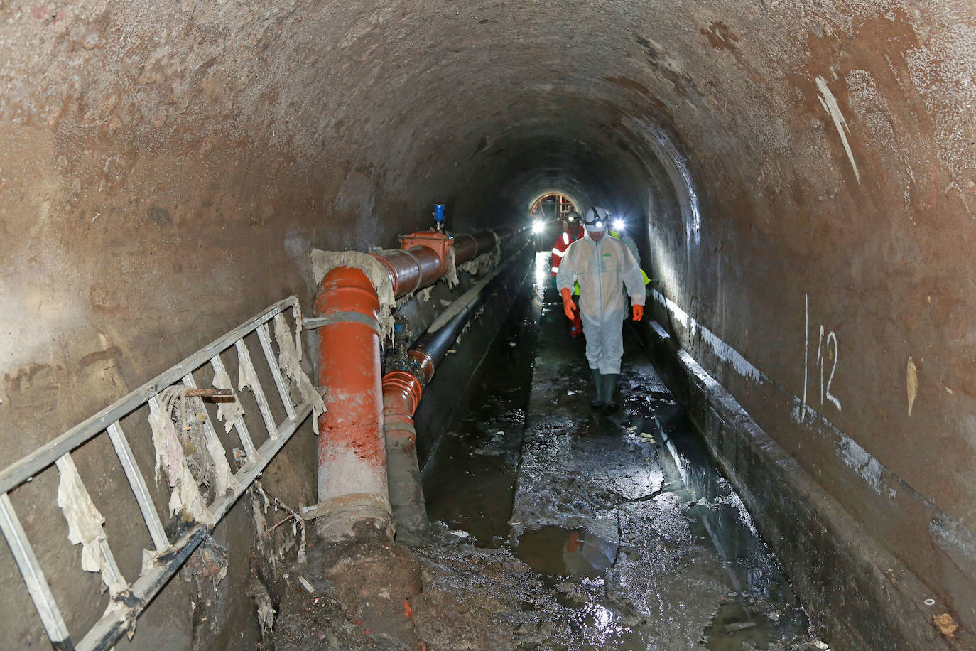 Obras del nuevo colector de aguas residuales que da servicio a Gros, Intxaurrondo, Ulia y Egia. 