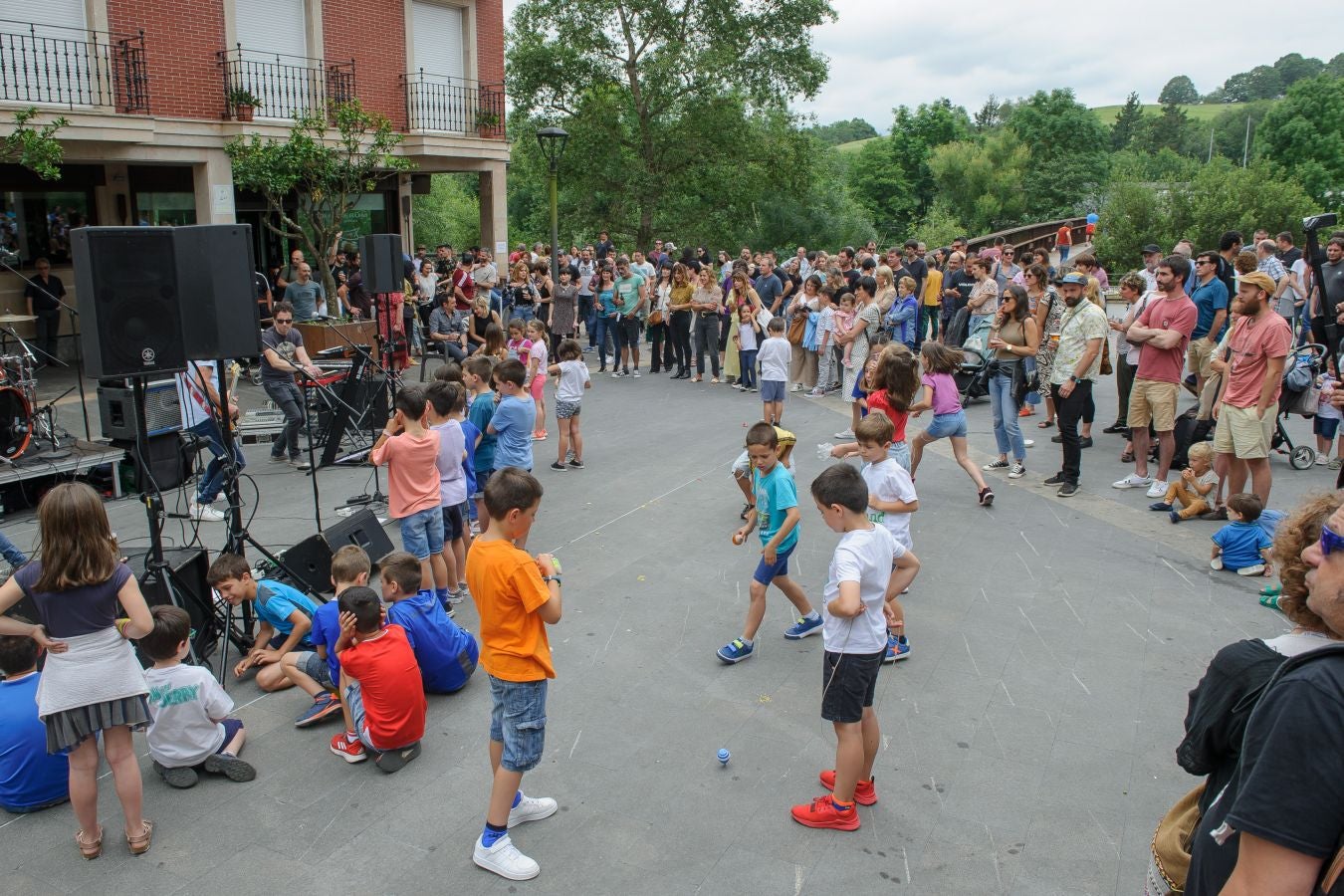 Fotos: El rock inunda Andoain