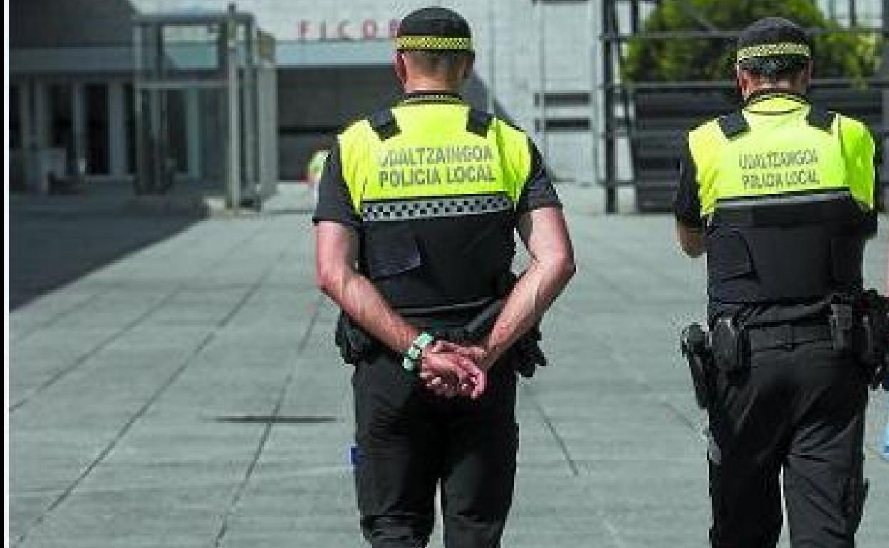 Un detenido en Irun por realizar tocamientos a una joven en un bar