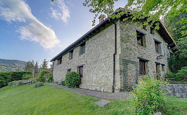 Un espectacular caserío por menos de 600.000 euros en el corazón de Gipuzkoa