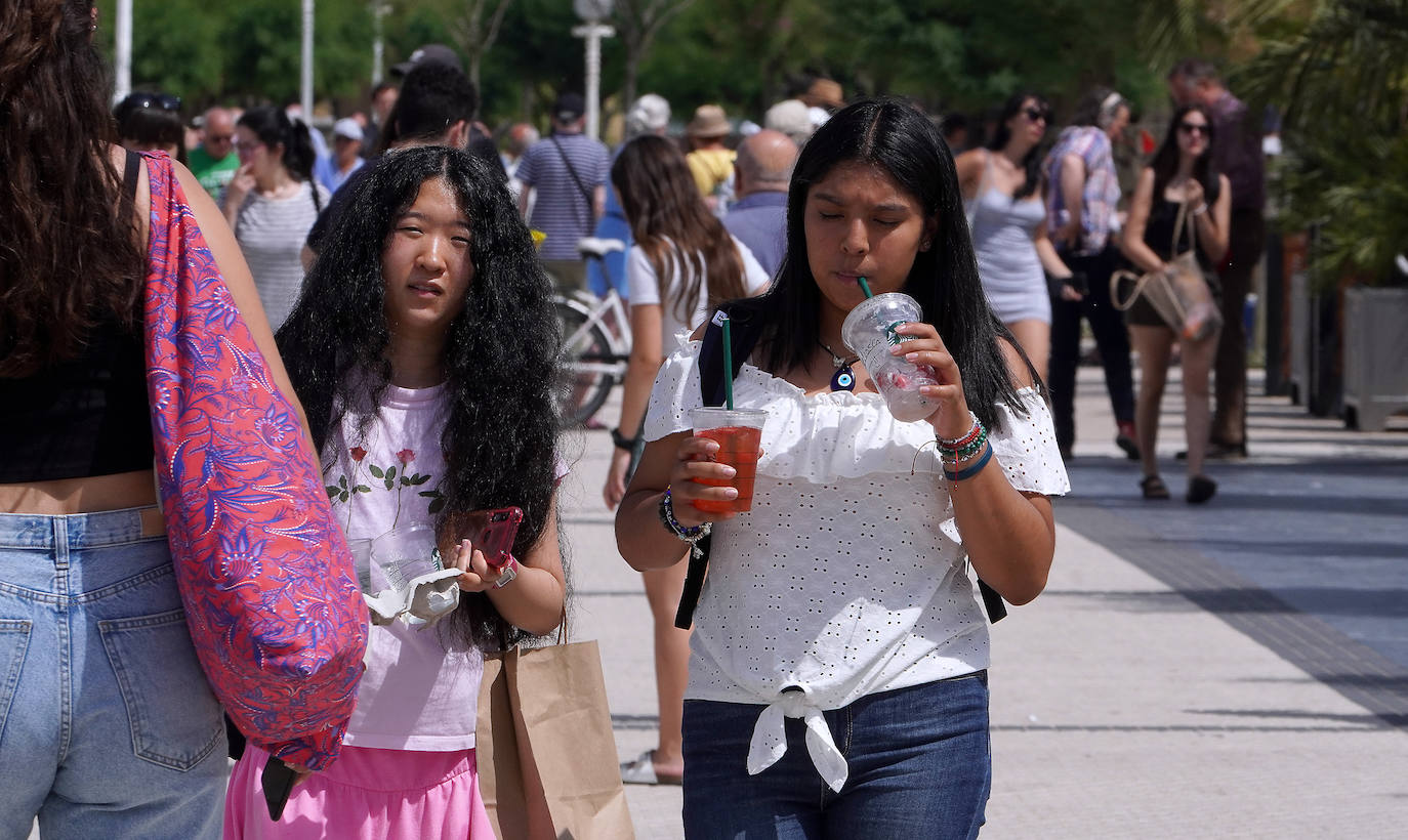 Fotos: Calor desde primera hora de la mañan