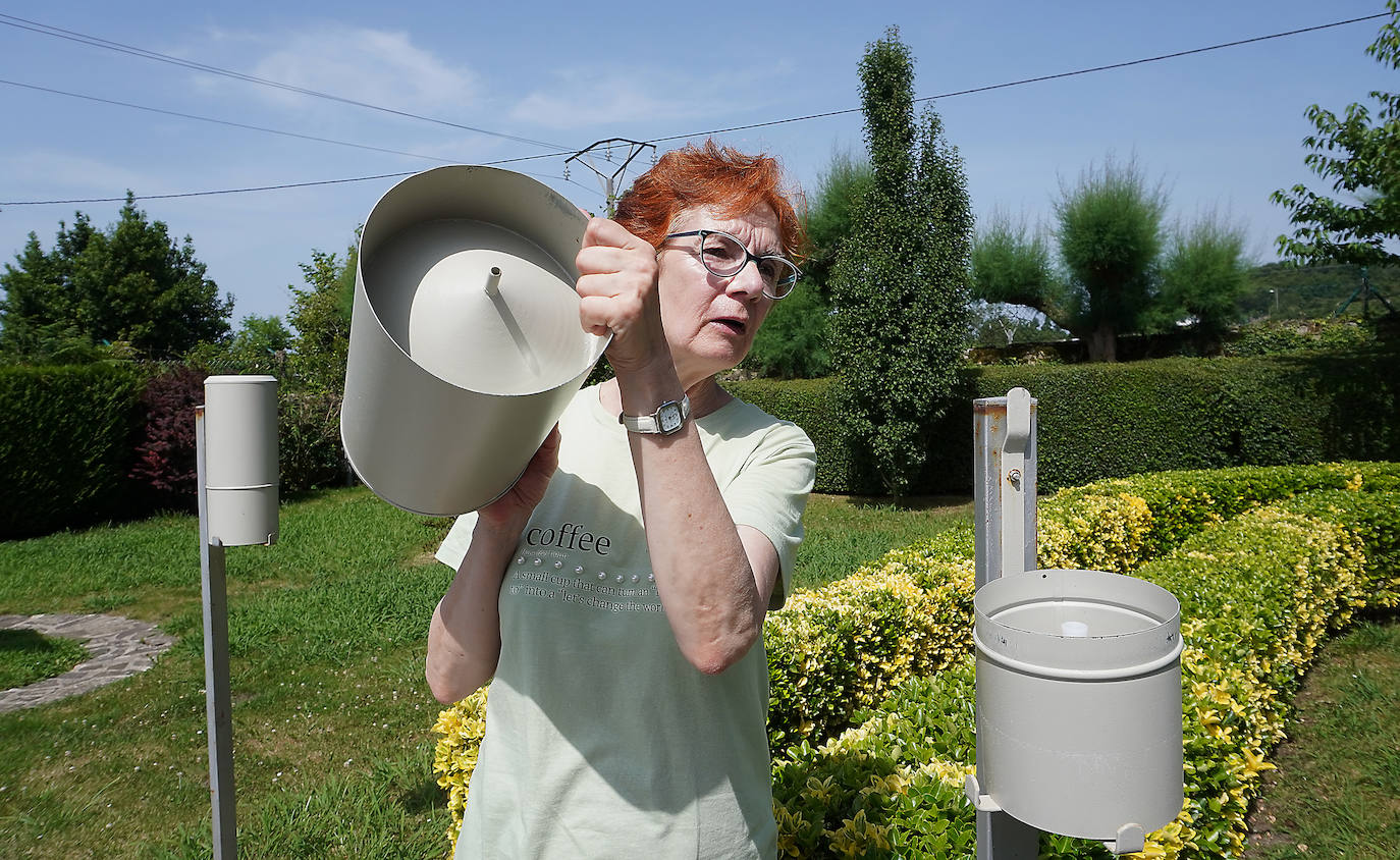 Fotos: A mano cada tres horas: así se mide la temperatura en Igeldo