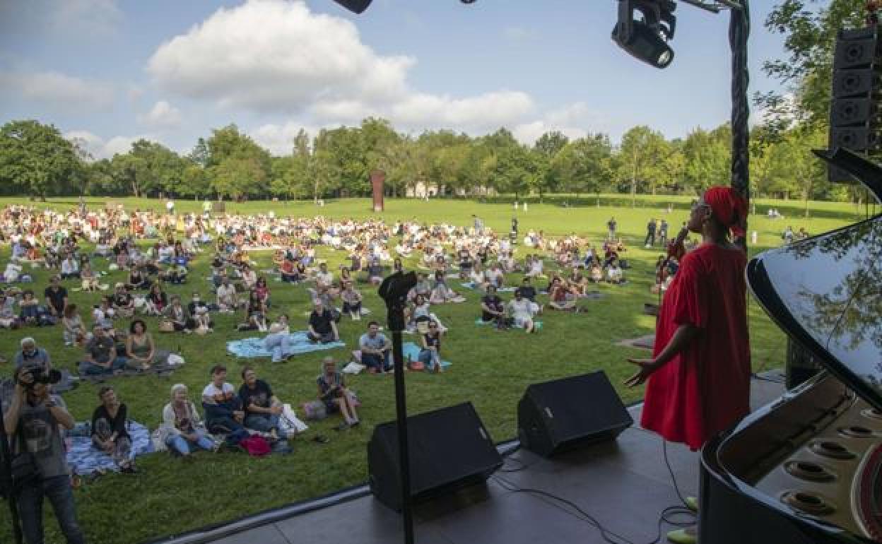 Un concierto en Chillida Leku.