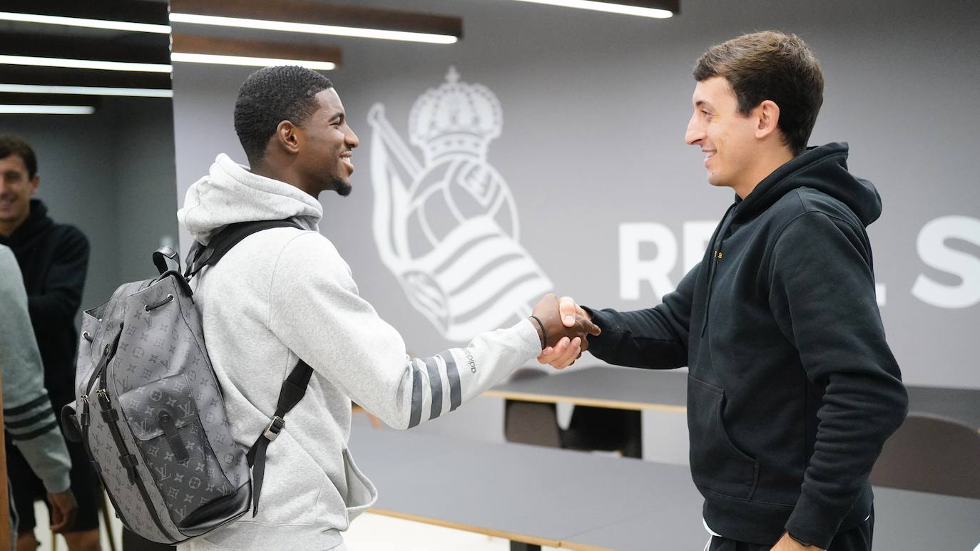 Fotos: Mohamed-Ali Cho conoce a sus nuevos compañeros