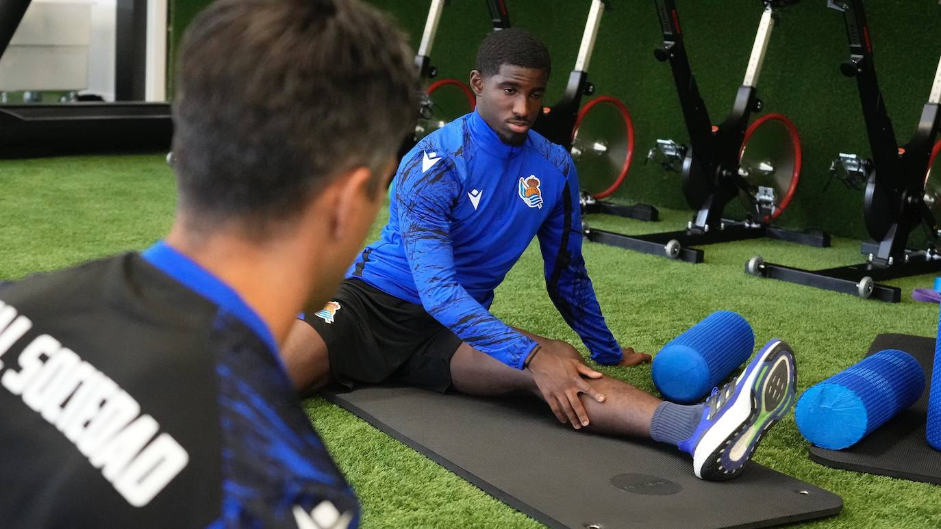 Fotos: Mohamed-Ali Cho conoce a sus nuevos compañeros