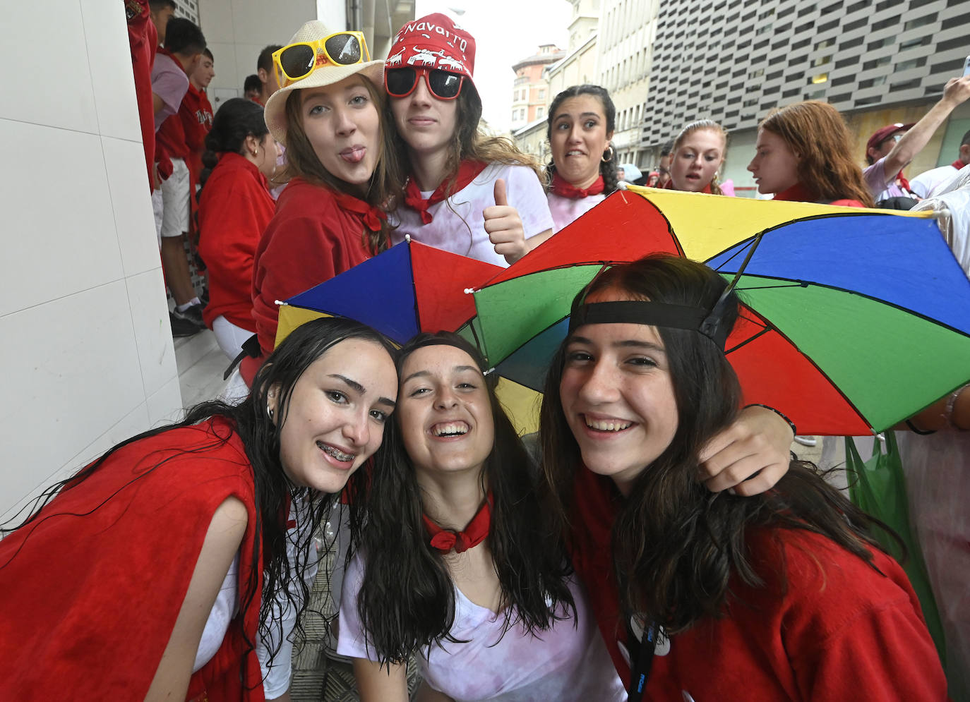 Fotos: Empapados en la fiesta de siempre