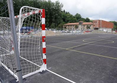 Imagen secundaria 1 - Donostia: La plaza Arteleku de Txomin empieza a tomar forma