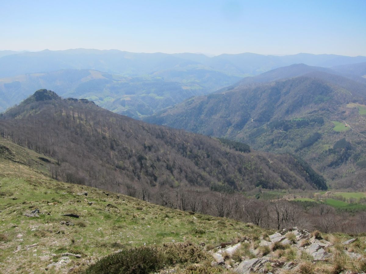 Fotos: Ekaitza, tierra de brujas y mugalaris