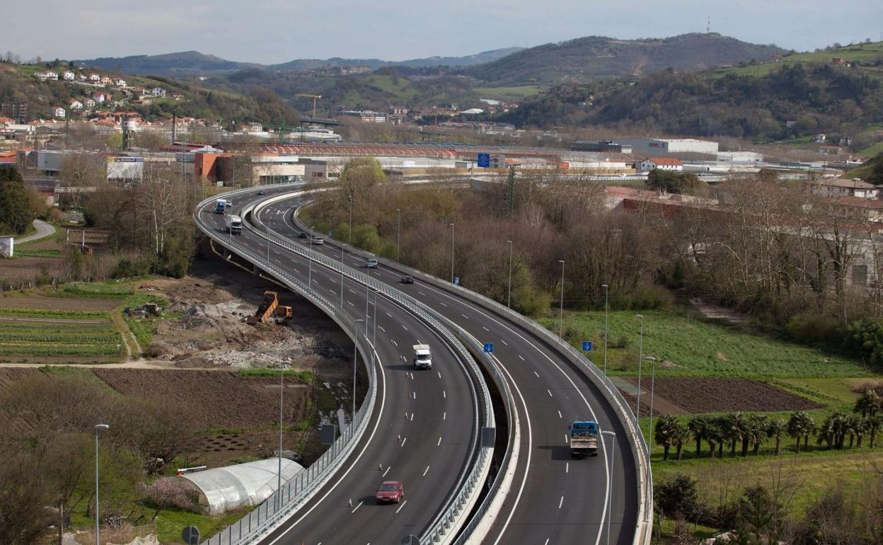 La variante de Hernani se inauguró en 2013 después de dos años de trabajos. 