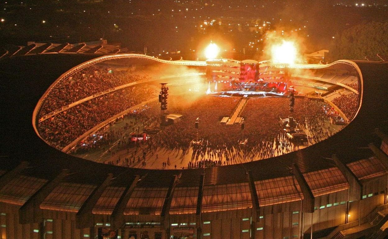 El estadio de Anoeta acogió el 23 de junio de 2007 el concierto de los Rolling Stones en Donostia, ante 40.000 personas. 