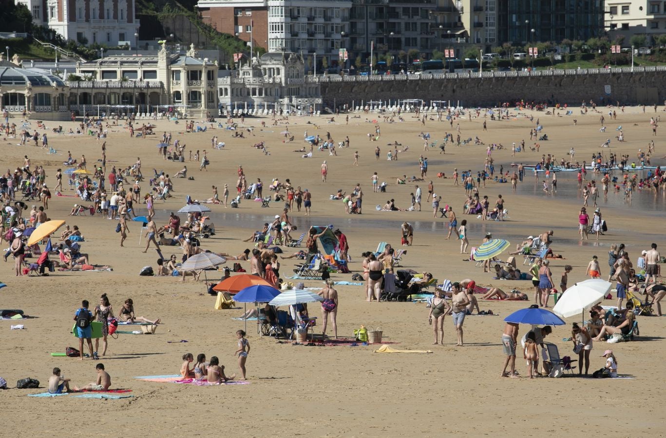 Fotos: Gipuzkoa se abrasa a más de 35ºC