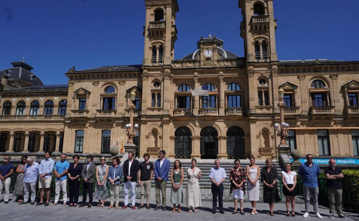 Acto de recuerdo a Miguel Ángel Blanco del Ayuntamiento de San Sebastián. 