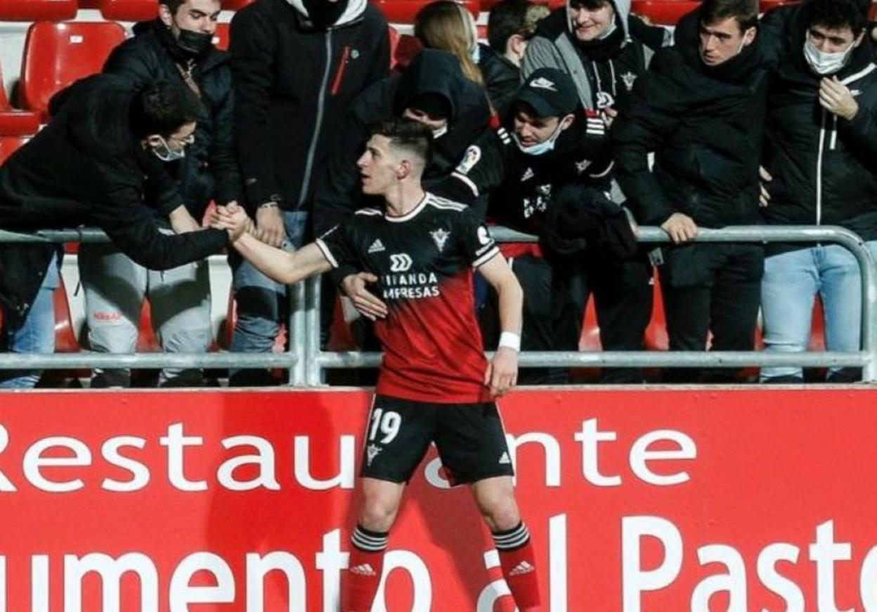 El defensa del Athletic Imanol García Albéniz, la pasada temporada en el Mirandés, podría recalar en Eibar.