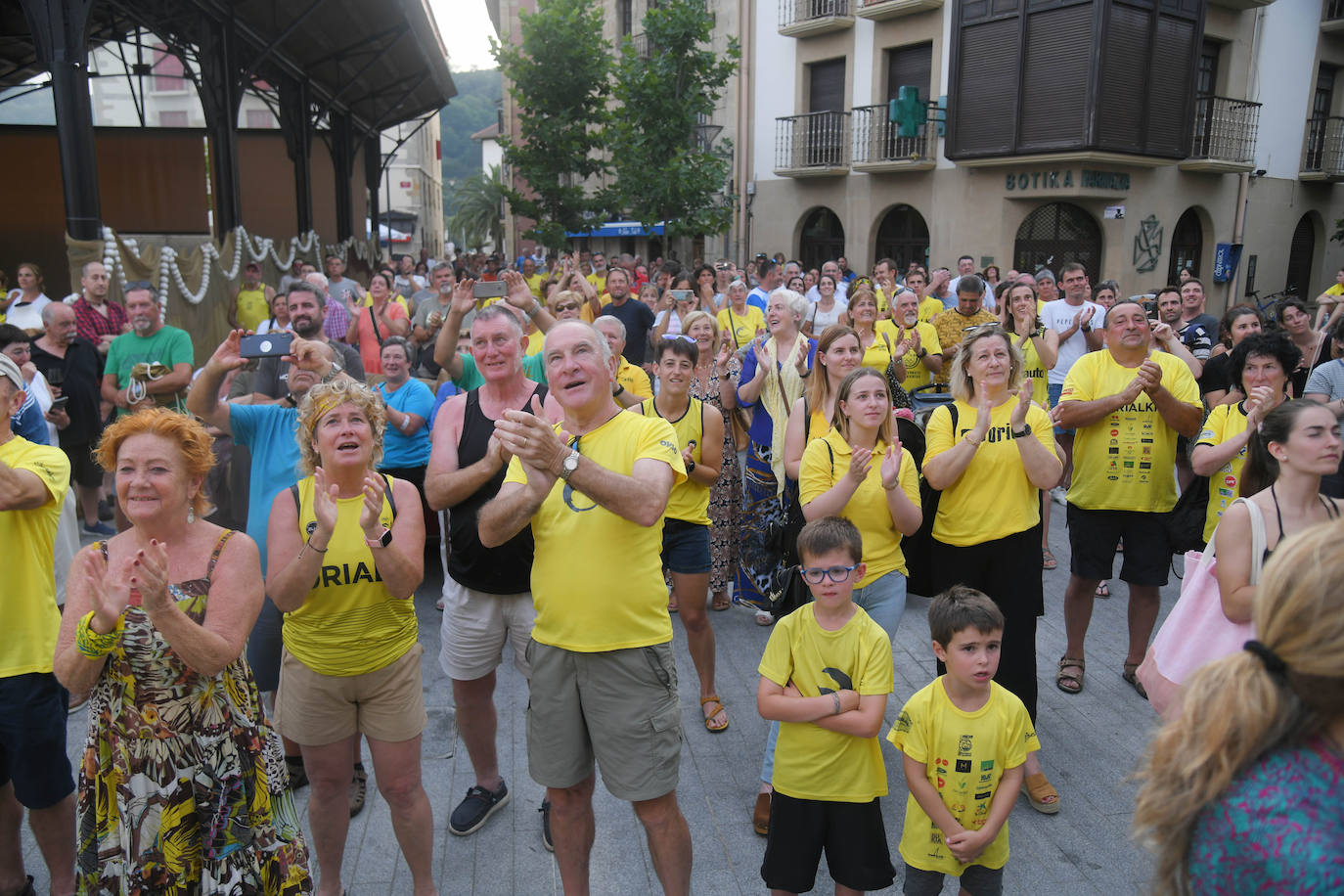 Fotos: Orio se vuelca con las campeonas