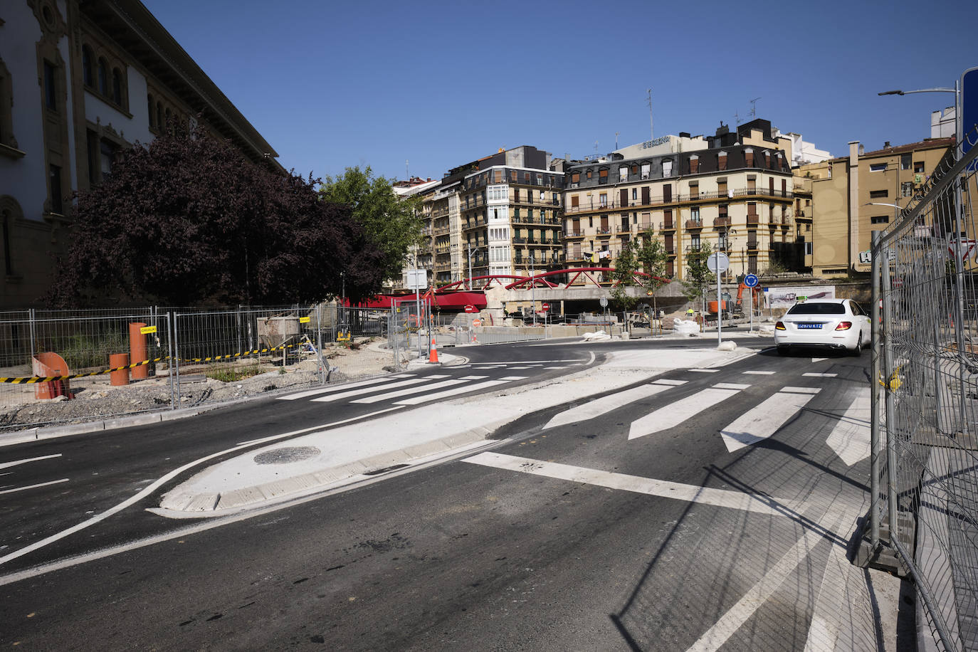 Fotos: Las obras de Iztueta entran en su última fase para terminar la primera quincena de agosto