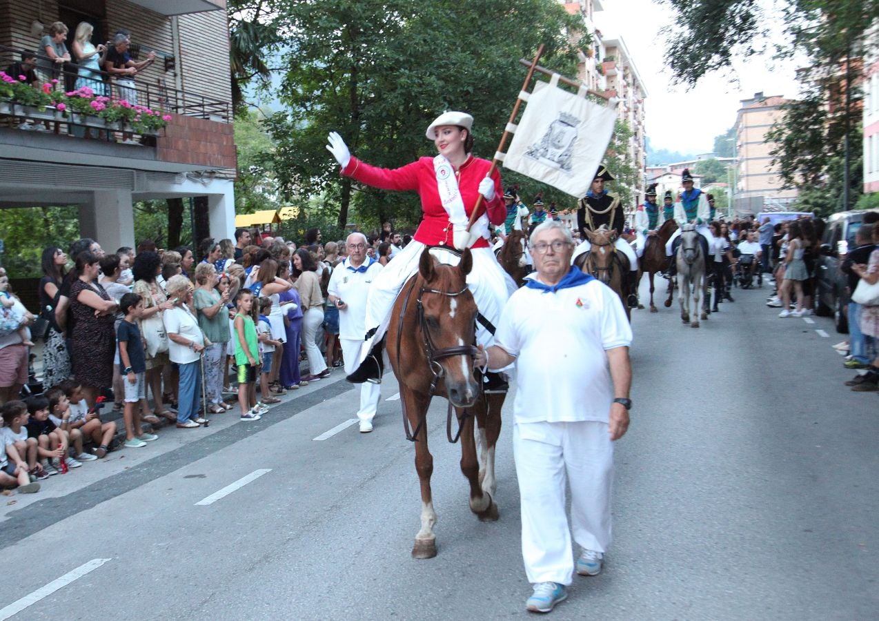 Fotos: El chupinazo de Santa Ana en imágenes