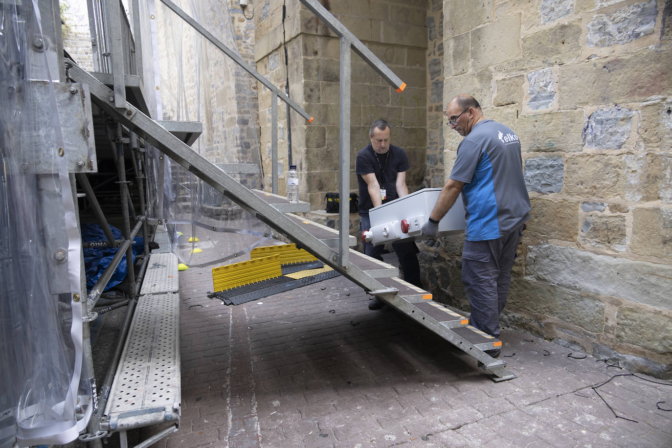 Fotos: Desmontaje de los escenarios del Jazzaldia