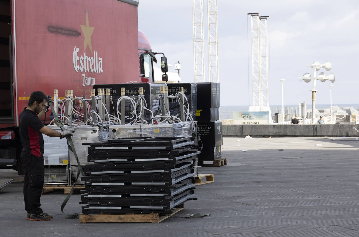 Fotos: Desmontaje de los escenarios del Jazzaldia