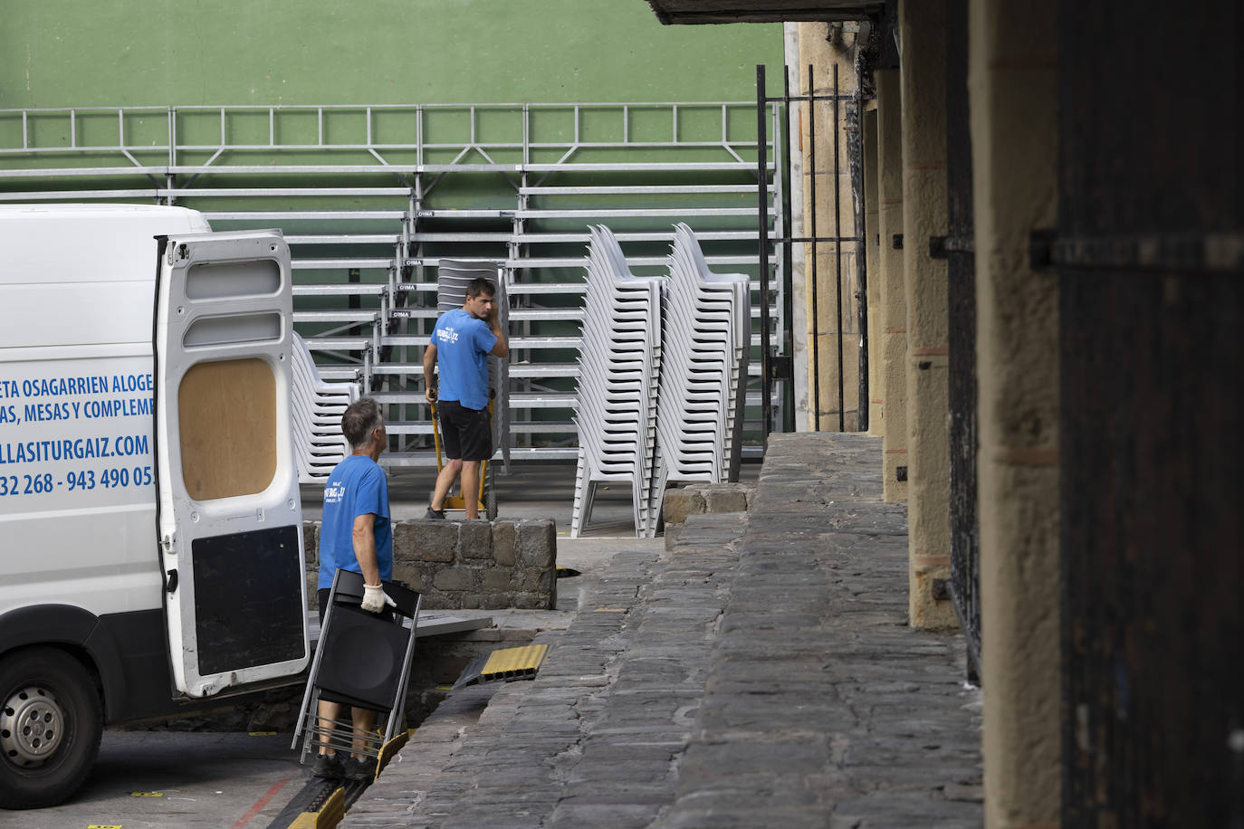 Fotos: Desmontaje de los escenarios del Jazzaldia