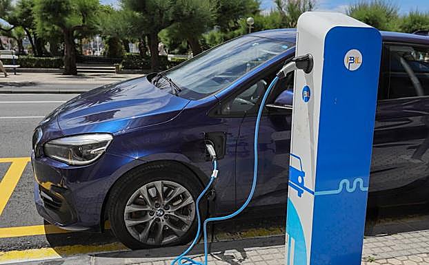 Euskadi acelera en su plan para electrificar el transporte 
