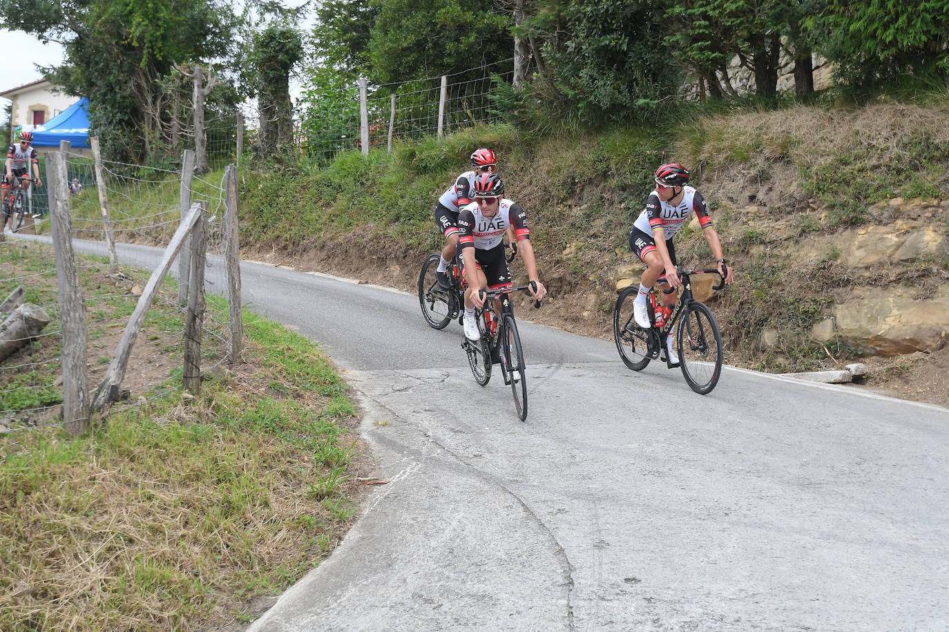 Fotos: Los favoritos de la Clásica se preparan en Murgil