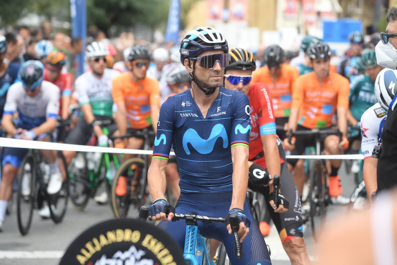Fotos: Búscate en la salida de la Clásica de San Sebastián