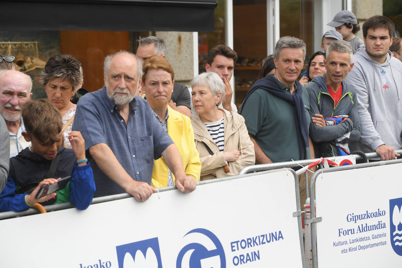 Fotos: Búscate en la salida de la Clásica de San Sebastián