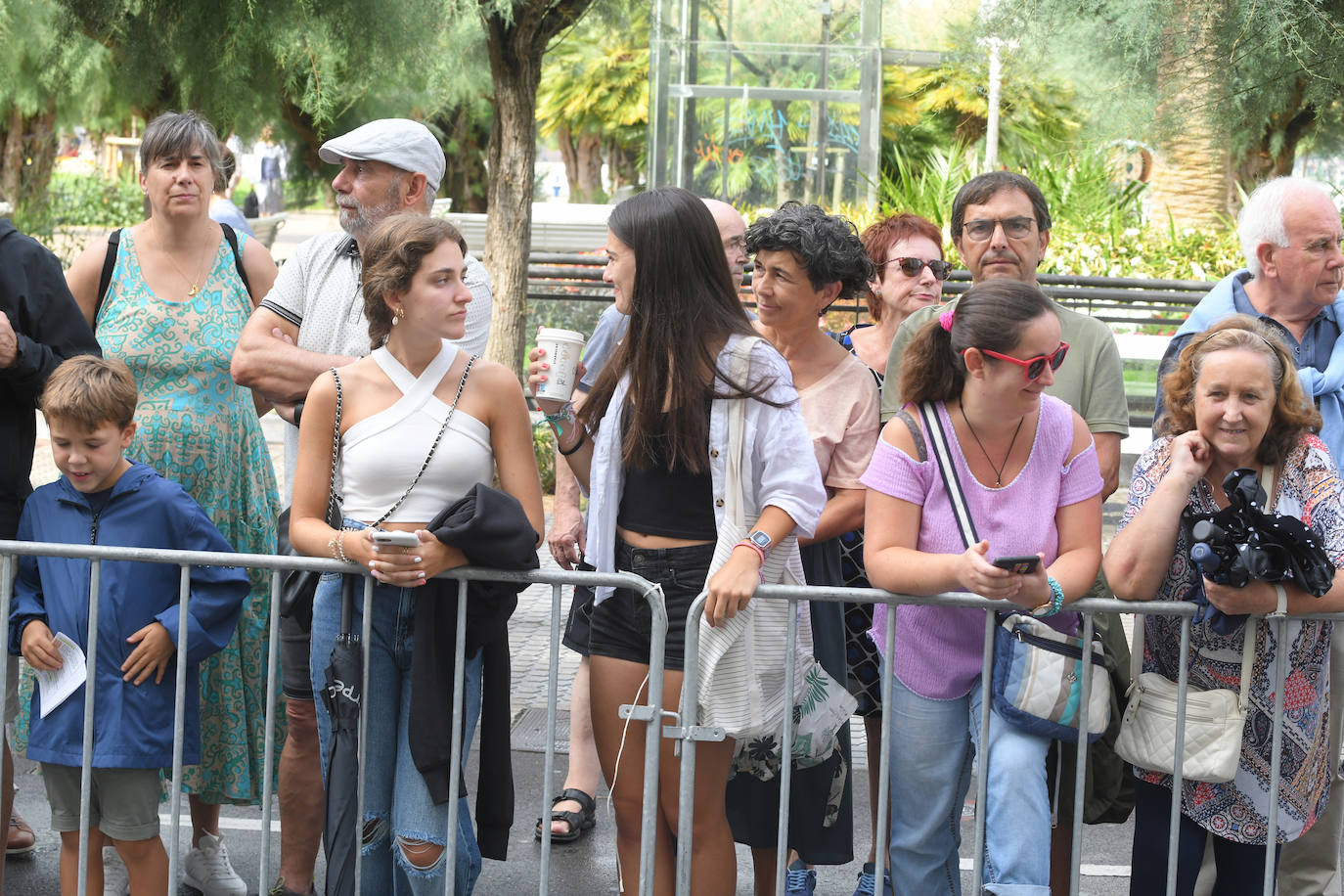 Fotos: Búscate en la salida de la Clásica de San Sebastián