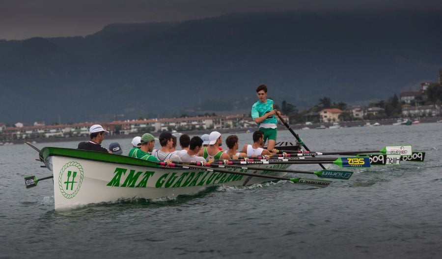 Fotos: DV acompaña a Hondarribia en un entrenamiento
