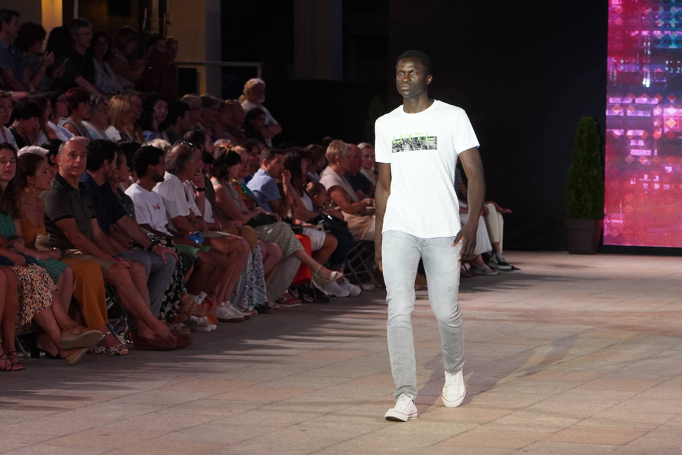 Fotos: Gran oleada de moda en el Malecón de Zarautz