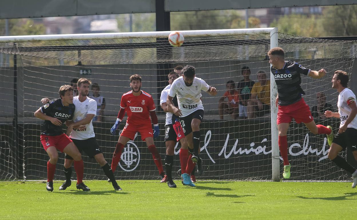 Joel Jiménez, en el partido ante el Sanse del pasado sábado. 