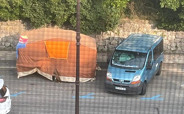 Otro campamento en en el Paseo de Igeldo 1, muy cerca de Ondarreta. 