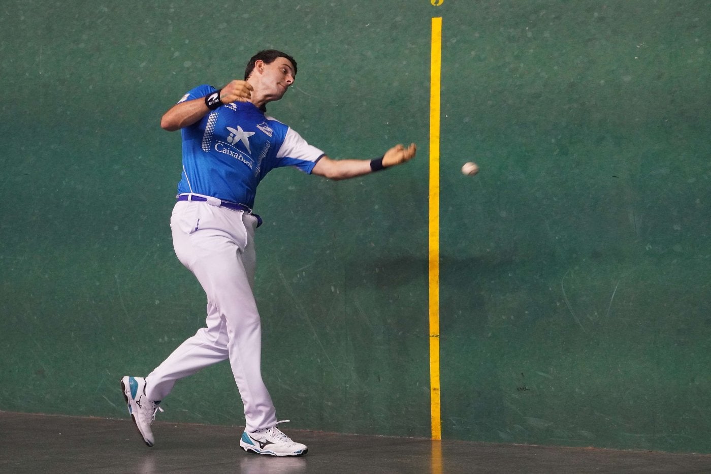 Jokin Altuna se lució en Leitza, donde el público se lo pasó en grande con sus jugadas. 
