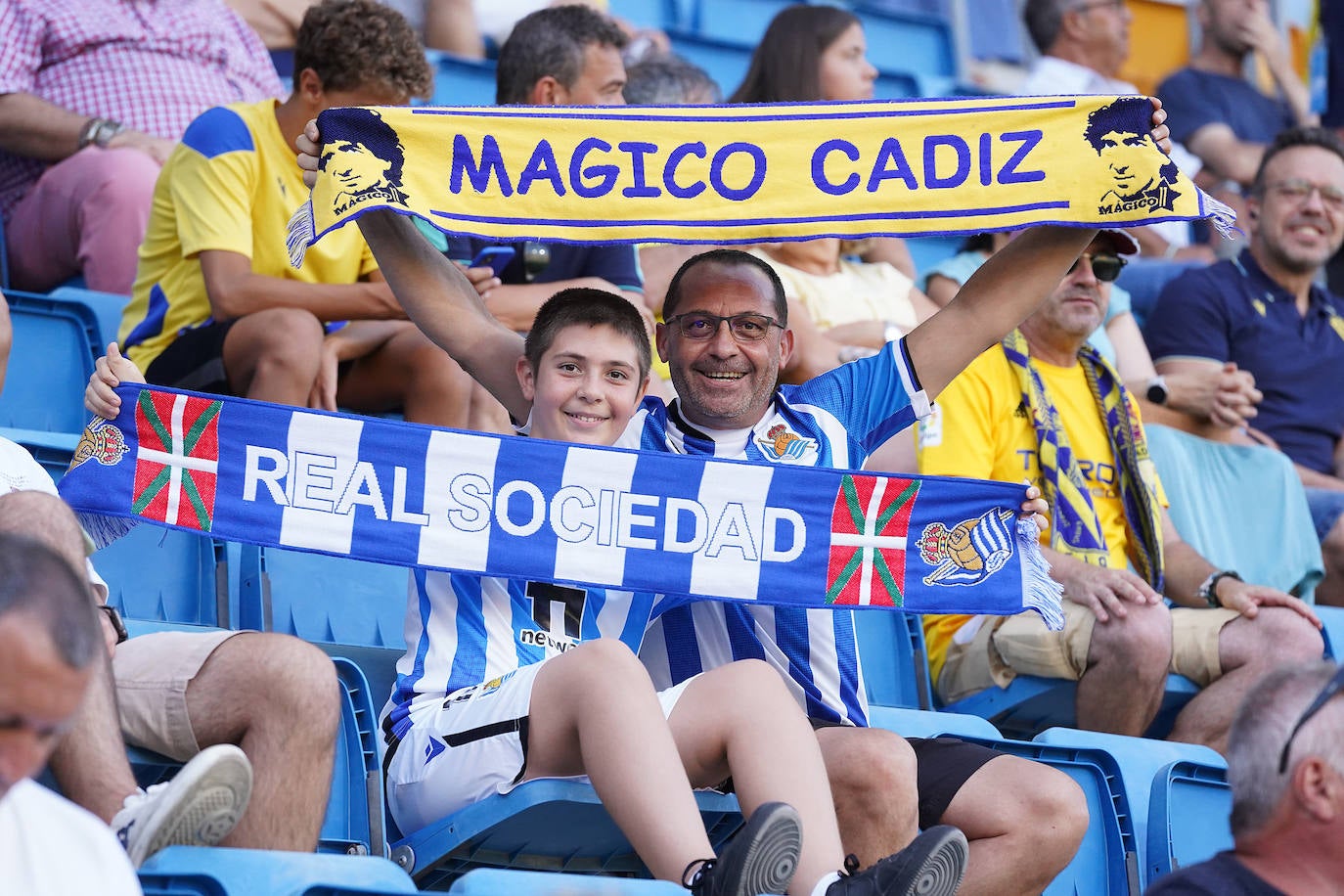 Fotos: Las imágenes del Cádiz - Real Sociedad