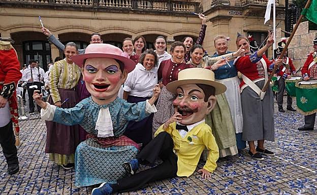 Bizi Aste Nagusiari hasiera eman dion kanoikada protagonista nagusiekin