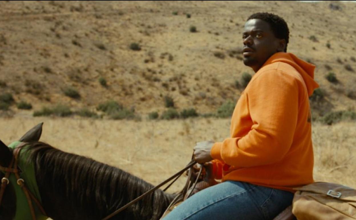 Daniel Kaluuya aktorea, filmeko irudi batean. 