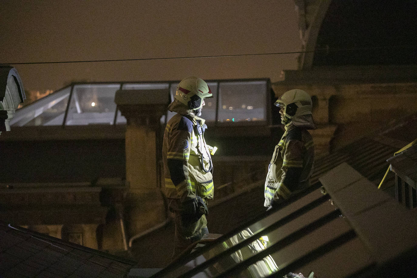 Fotos: Evitar que los Fuegos acaben en incendio