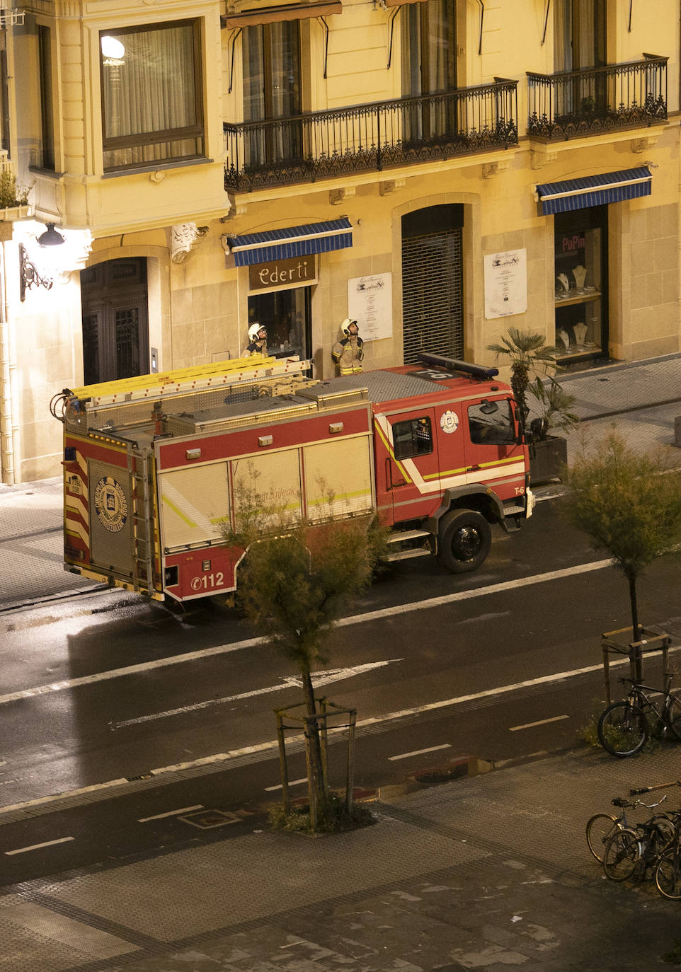 Fotos: Evitar que los Fuegos acaben en incendio