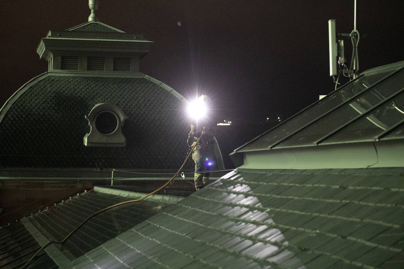 Fotos: Evitar que los Fuegos acaben en incendio