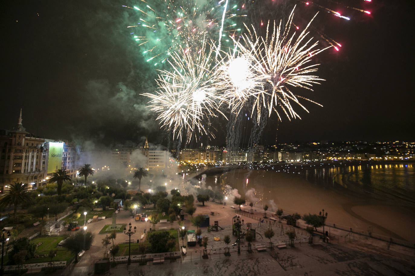Fotos: Evitar que los Fuegos acaben en incendio