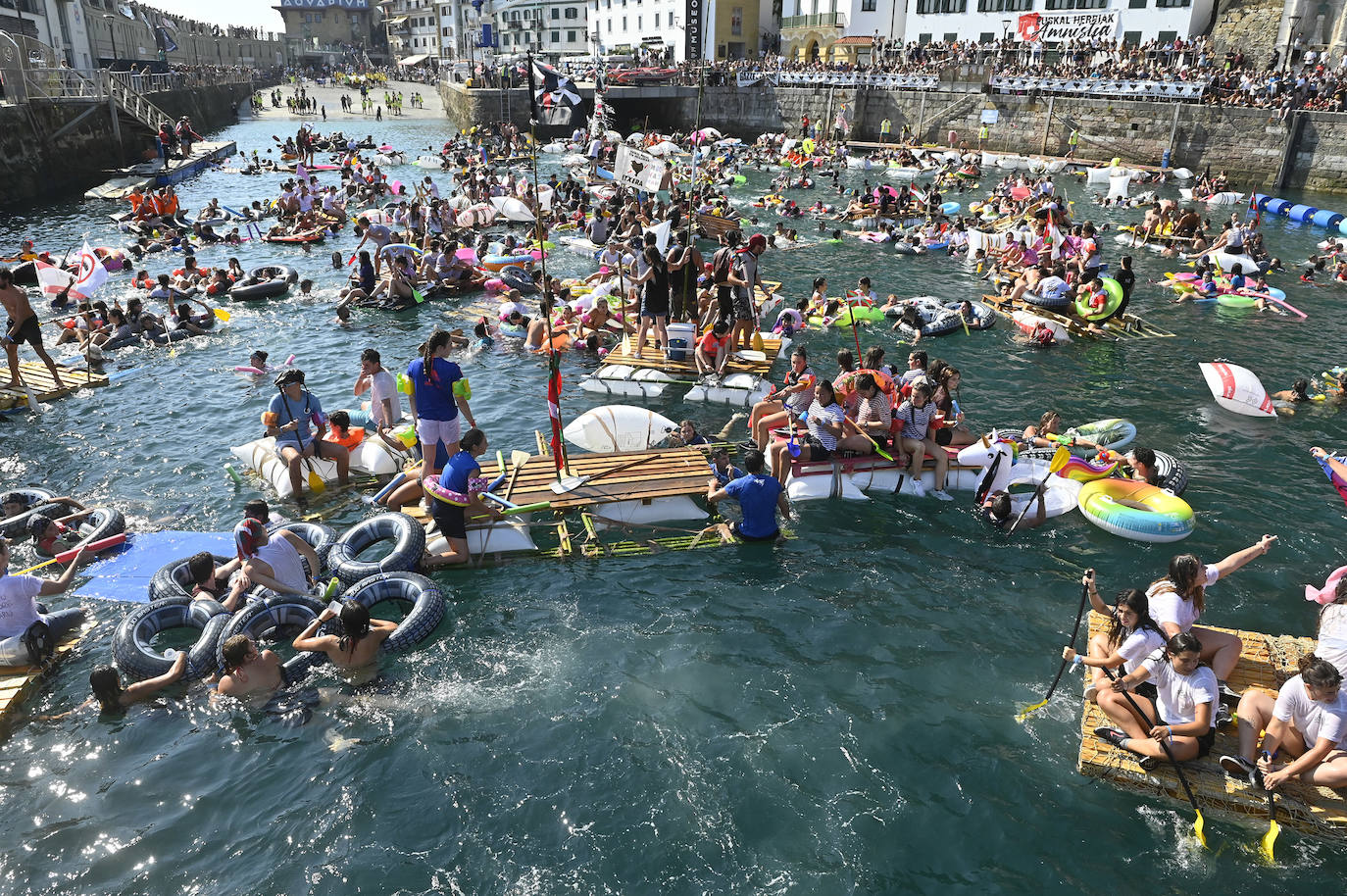 Fotos: ¿Has participado en el abordaje? Búscate en las fotos