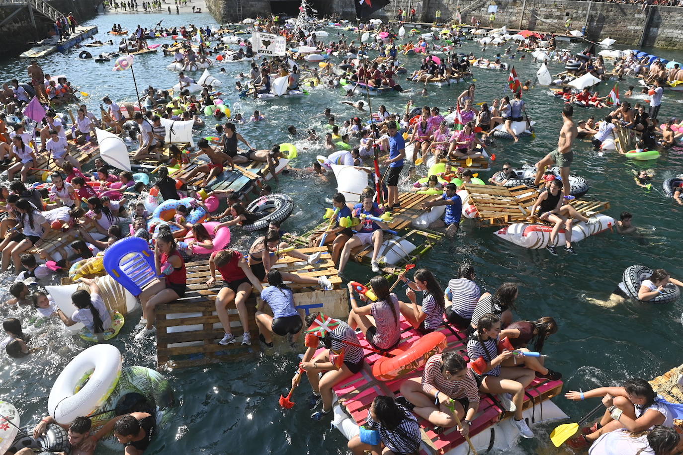 Fotos: ¿Has participado en el abordaje? Búscate en las fotos