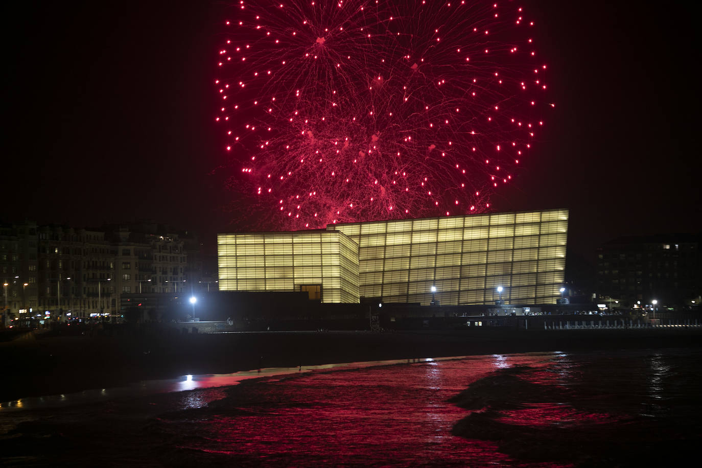 Fotos: La pirotecnia de Castellón Martí, protagonista de los fuegos