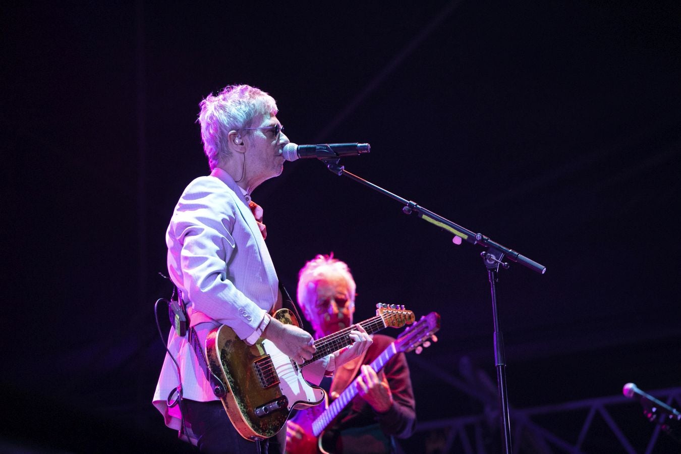 La explanada de Sagüés volvió a quedarse pequeña y los asistentes pudieron disfrutar en vivo de grandes clásicos. 