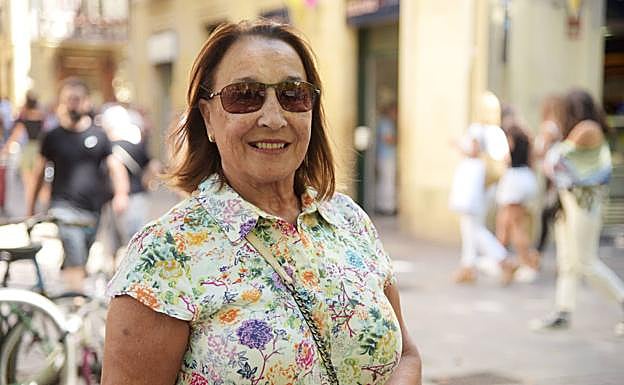 Menchu bajó ayer por primera vez al Boulevard.