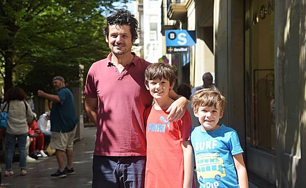 De camino a la exhibición de waterpolo.